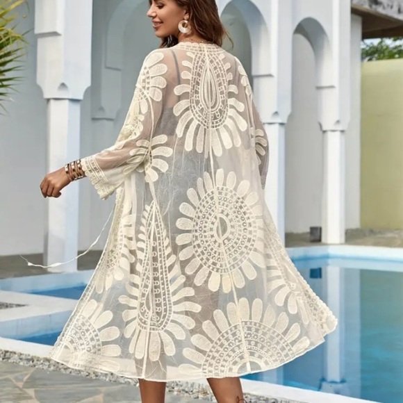 Summer Floral Lace Coverup with Front Tie - Picture 2 of 9